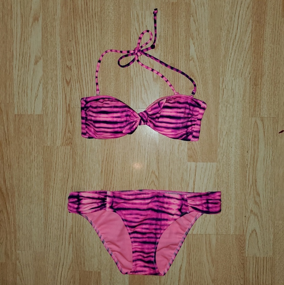 💕Victoria's secret PINK swimsuit! Xs S